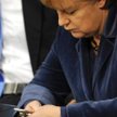 Dla Niemców Angela Merkel to „die Handy-Kanzlerin”, bo stale rozmawia przez komórkę