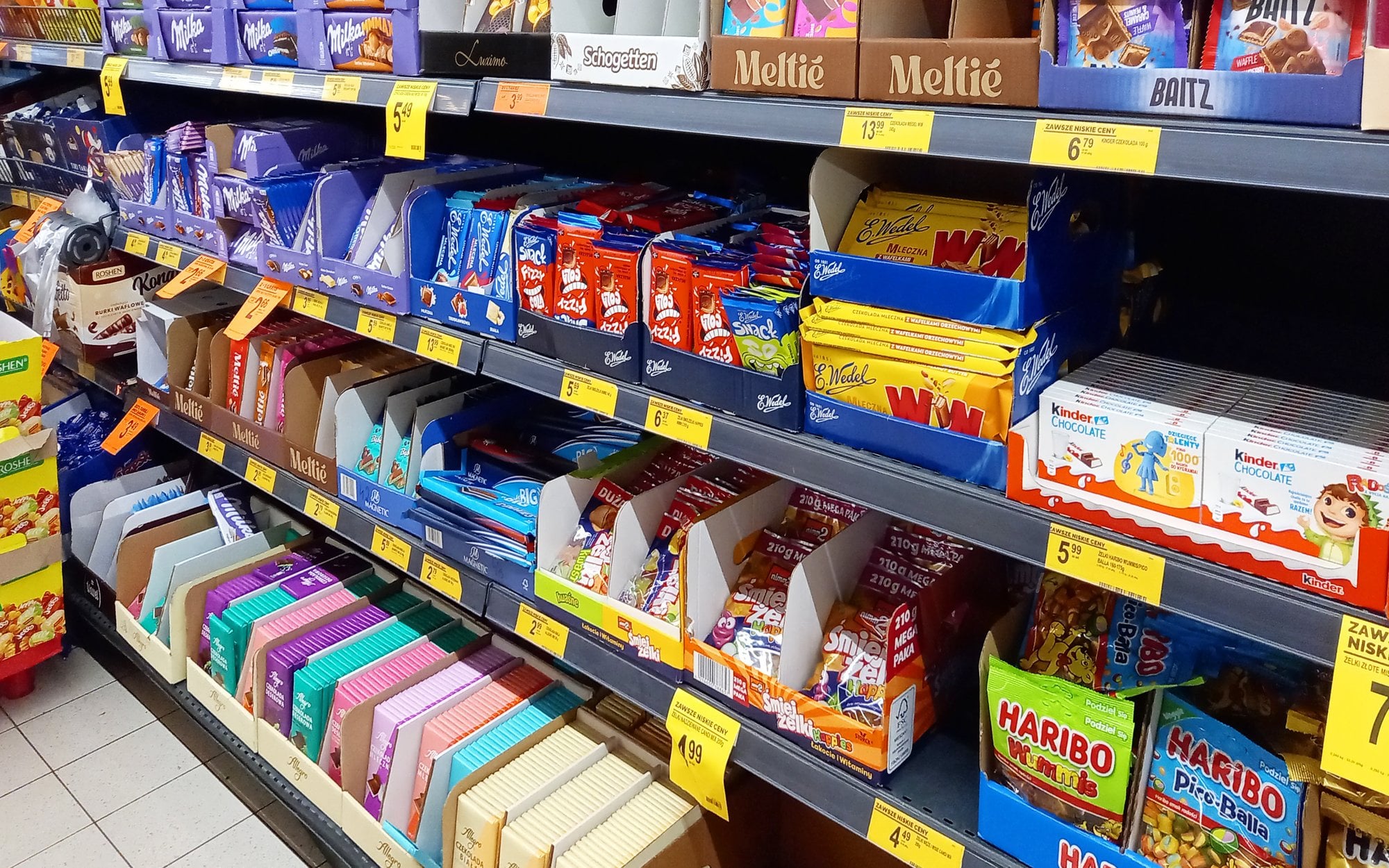 Wawel może zniknąć z Biedronki. Producent słodyczy dostał wypowiedzenie