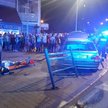 18-latek wjechał BMW w tłum podczas nielegalnego wyścigu. Ranił pięć osób.