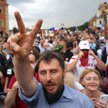 "Pod Żyrandolem": Trzaskowski mobilizuje kobiecy elektorat, Duda młodych wyborców
