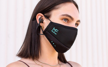 MaskFone
to gadżet niezwykle praktyczny – chroni przed wirusem,
a do tego umożliwia komfortowe słuch