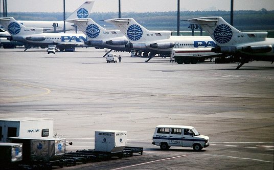 Samoloty Pan Am na lotnisku we Frankfurcie w latach 80.