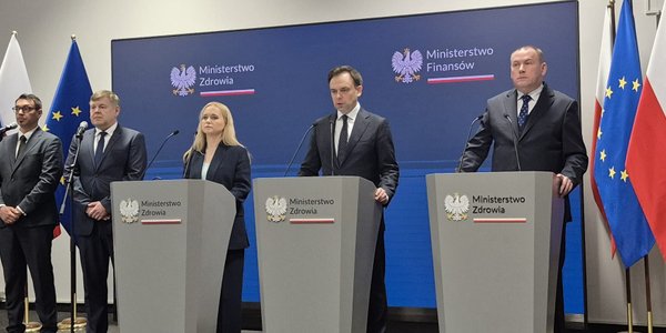 Wyrok ws. Polska-Pfizer. Zapłacimy 6 mld za szczepionki, które pójdą do utylizacji