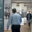 Na zdjęciach można obejrzeć świat, który został zrujnowany przez obu okupantów, jak ich ofiary: żołn