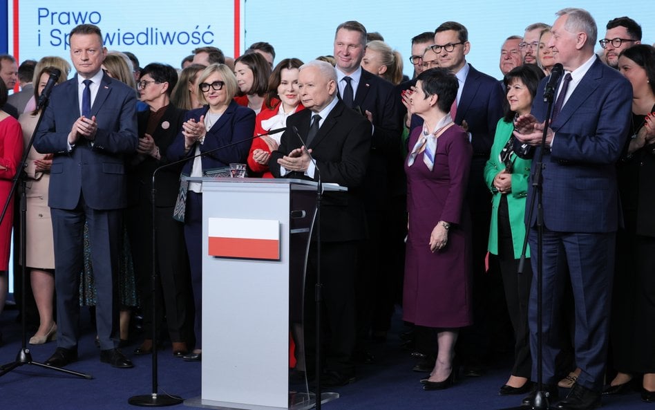 Prawo i Sprawiedliwość powinno otrzymać subwencję dopiero pod koniec kwietnia przyszłego roku