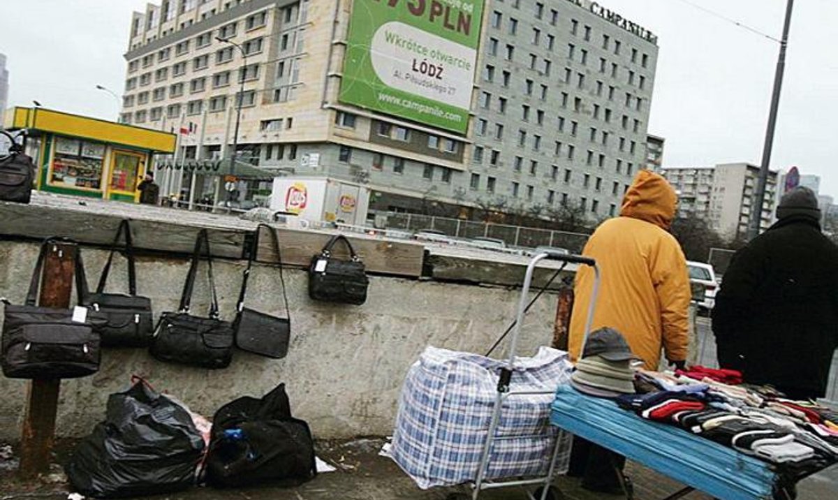 Uliczny Handel Pod Parasolem Rp pl