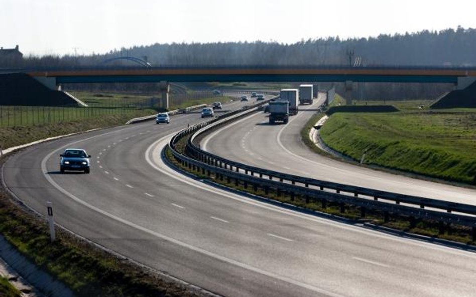 Opłaty za prking i przejazd autostradą w kilometrówce
