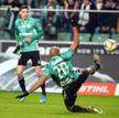 Jose Kante (na pierwszym planie) strzelił jednego gola, a Jarosław Niezgoda (w tle) dorzucił dwie br