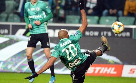 Jose Kante (na pierwszym planie) strzelił jednego gola, a Jarosław Niezgoda (w tle) dorzucił dwie br