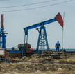 Cięcia przedłużone, ale OPEC+ nie dominuje