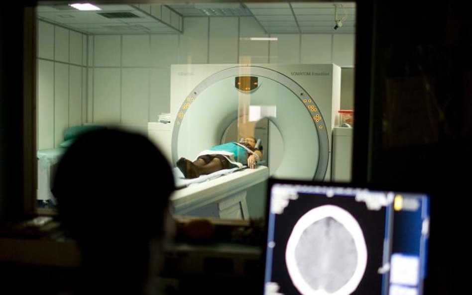 Lekarz rodzinny nie skieruje na tomografię