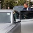 O tym, że samochód, którym poruszał się w Londynie prezydent jest taksówką świadczy m.in. naklejka n