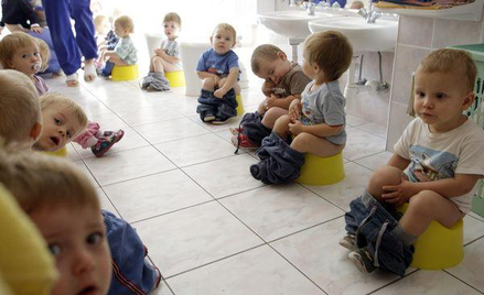 Opieka nad dziećmi do lat trzech z prywatnym partnerem