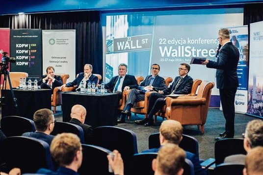 Najwięcej emocji wzbudziła debata na temat pracowniczych planów kapitałowych. Siedzą od lewej: Grzeg