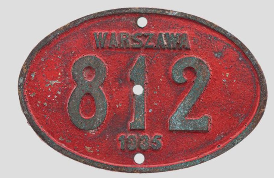 Identyfikator warszawskiego dorożkarza ma wycenę 1,2–1,8 tys. zł.