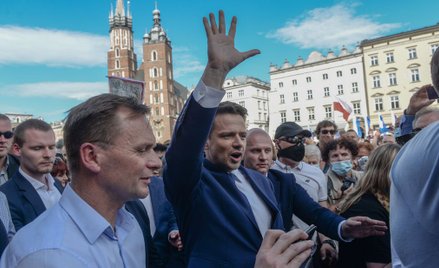 Szułdrzyński: Trzaskowski bije w słaby punkt Dudy