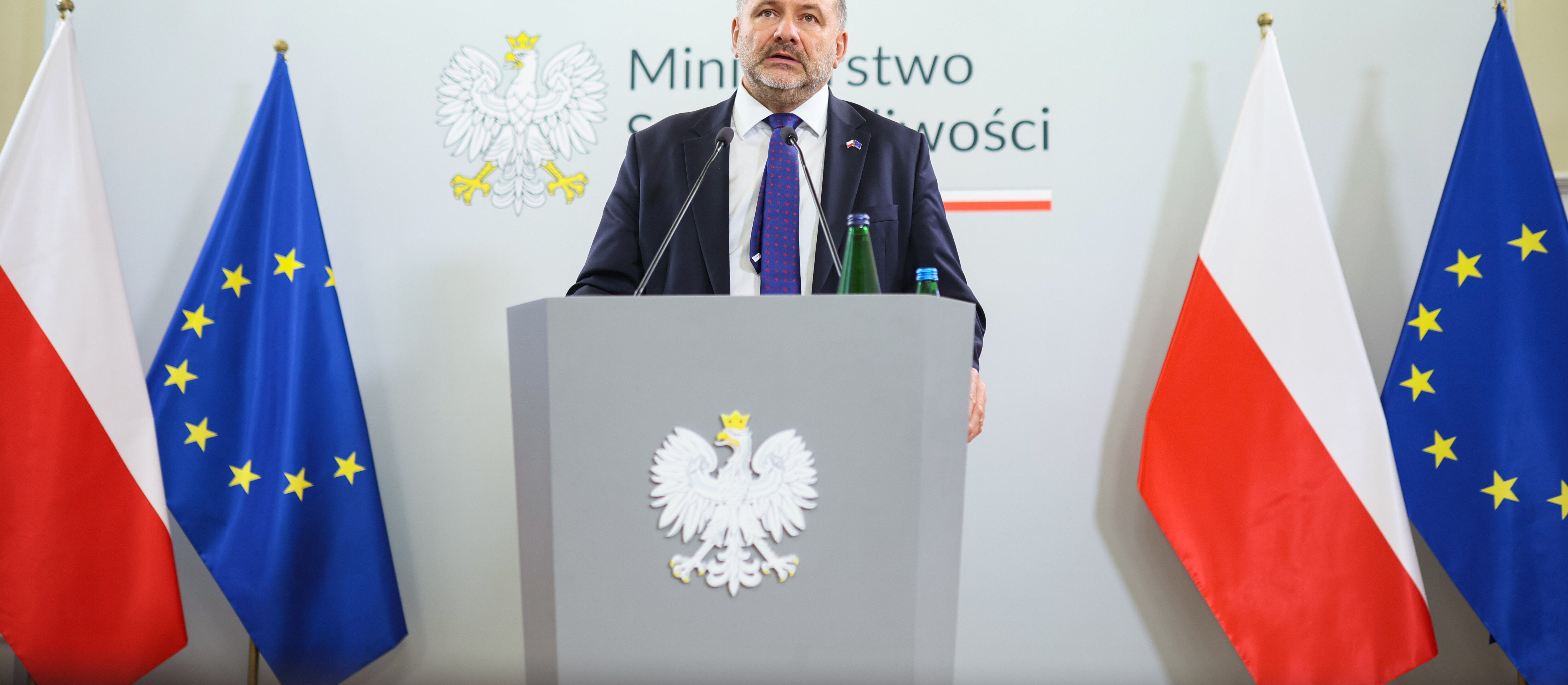 Minister Waldemar Żurek bierze się za tzw. neosedziów. Będą dyscyplinarki i pozwy regresowe