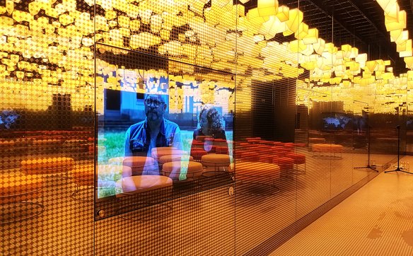 Na ekranach w nowej galerii można obejrzeć osiem filmów, zwycięzców międzynarodowego konkursu.