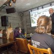 Idea festiwalu Pint of Science jest prosta: stworzyć luźną atmosferę w niezbyt dużym pomieszczeniu, 