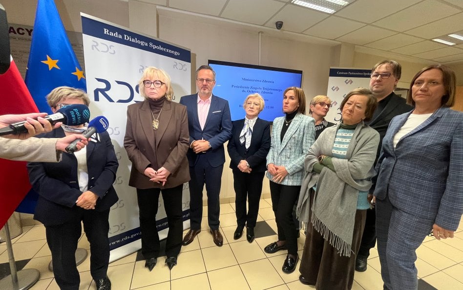 Strona społeczna opuściła obrady Zespołu Trójstonnego ds. ochrony zdrowia