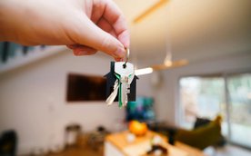 Samorządy w całej Polsce zaostrzają walkę z niekontrolowanym rozrostem rynku najmu krótkoterminowego