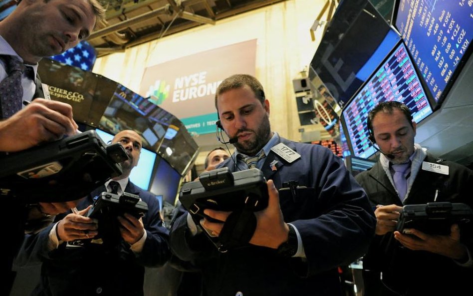 Wall Street odrabia straty