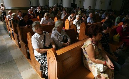 PiS: w niedzielę kościół, a nie debaty