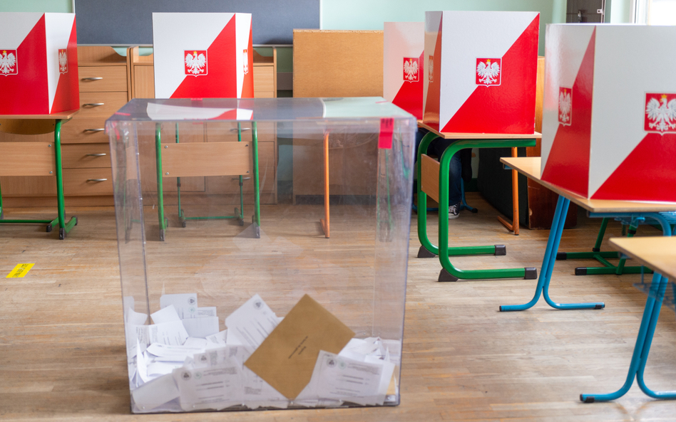 Jak zmienić miejsce głosowania w wyborach prezydenckich 2025? Instrukcja krok po kroku