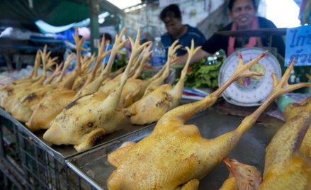 Targ Khlong Toei Market w Bangkoku