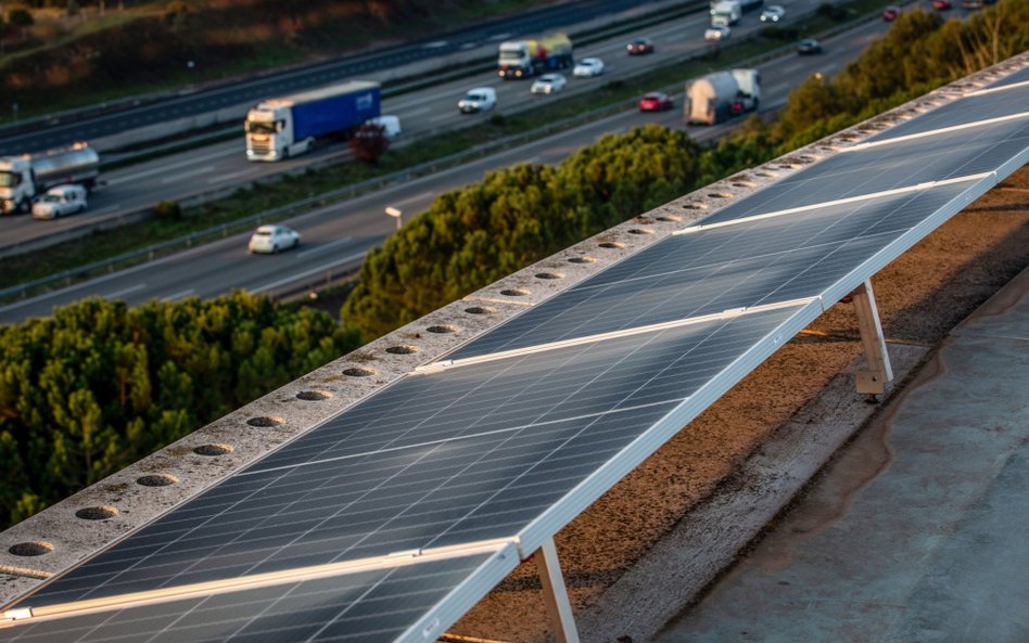 Transformacja klimatyczna spółek – jest postęp, ale mało konkretów