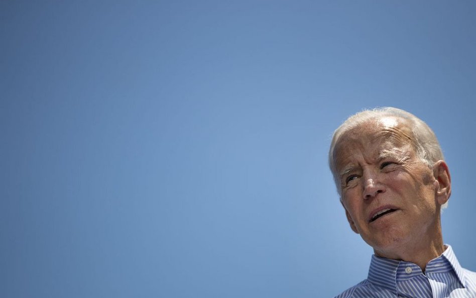 Sondaż: Biden i Sanders na remis w Iowa