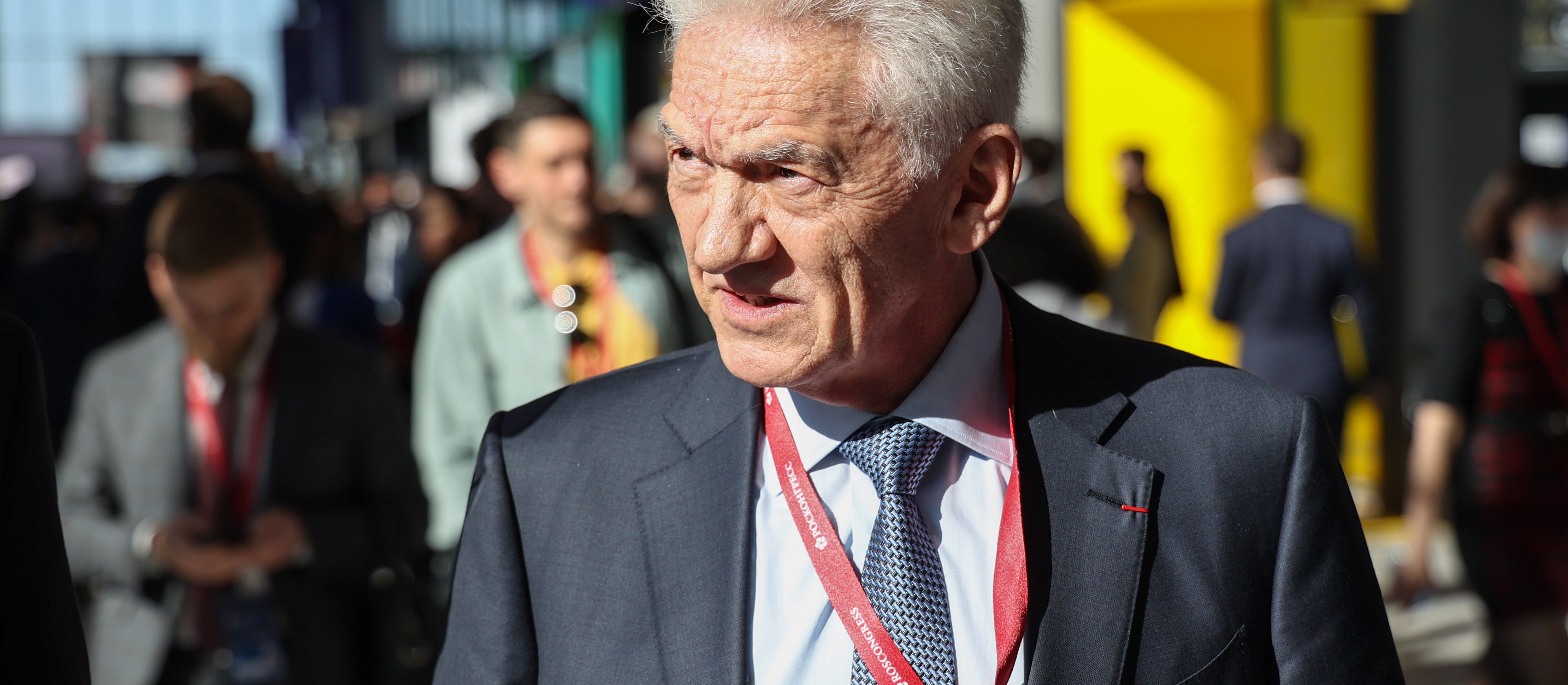 Wiadomo, kto kupi zagraniczny majątek Łukoilu. Pozostanie wśród swoich