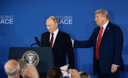 Gdy 15 sierpnia tego roku Donald Trump podejmował Władimira Putina na Alasce, temu drugiemu mogło si