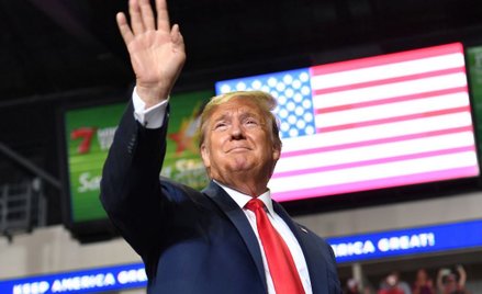 Trump nakłada nowe sankcje na Iran