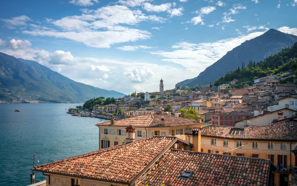 Limone sul Garda - jedno z najbardziej znanych miasteczek nad jeziorem Garda.