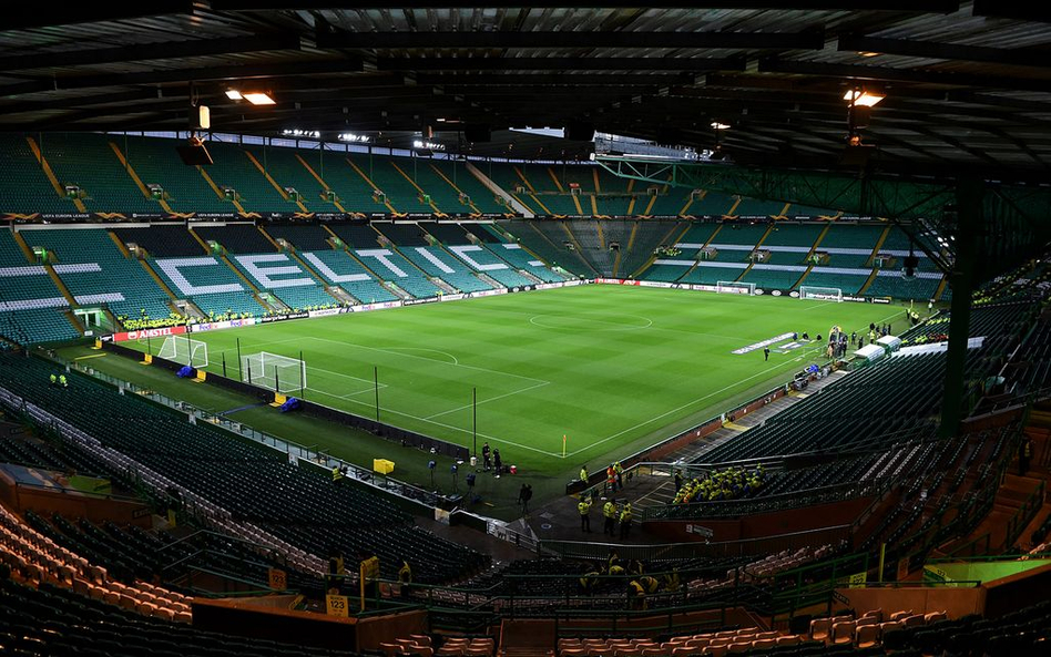 Faszystowskie gesty kibiców Lazio w Glasgow