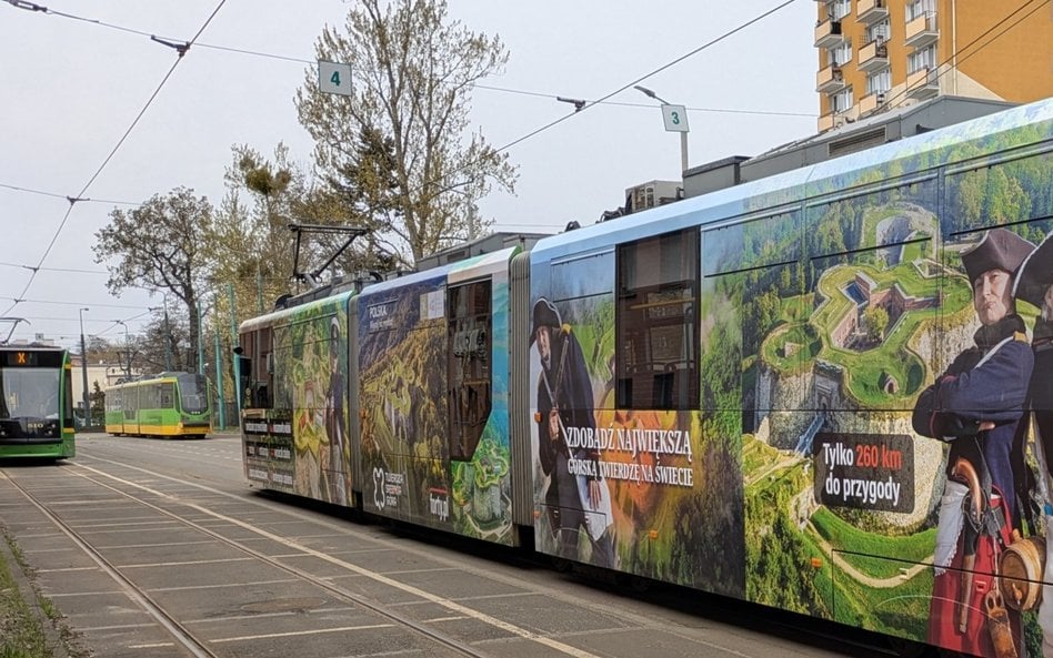 Twierdza Srebrna Góra dostała od POT Złoty Certyfikat i promocję w Poznaniu
