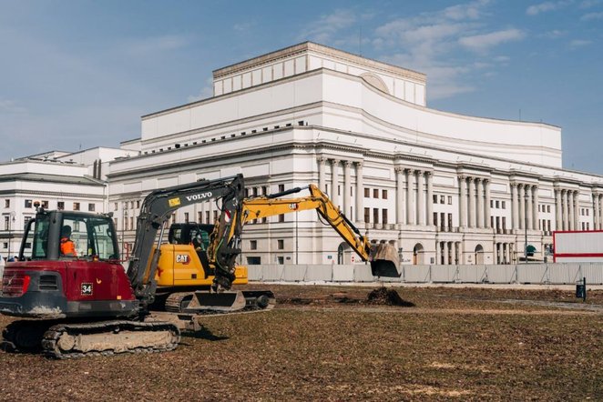 Cieżki sprzęt potrzebny jest tylko w pierwszej fazie badań na terenie dawnego Pałacu Bruhla i Kancel
