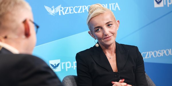 Prof. Marta Postuła: Interwencje rządu a wolny rynek. Wiceprezes BGK o roli państwa w gospodarce