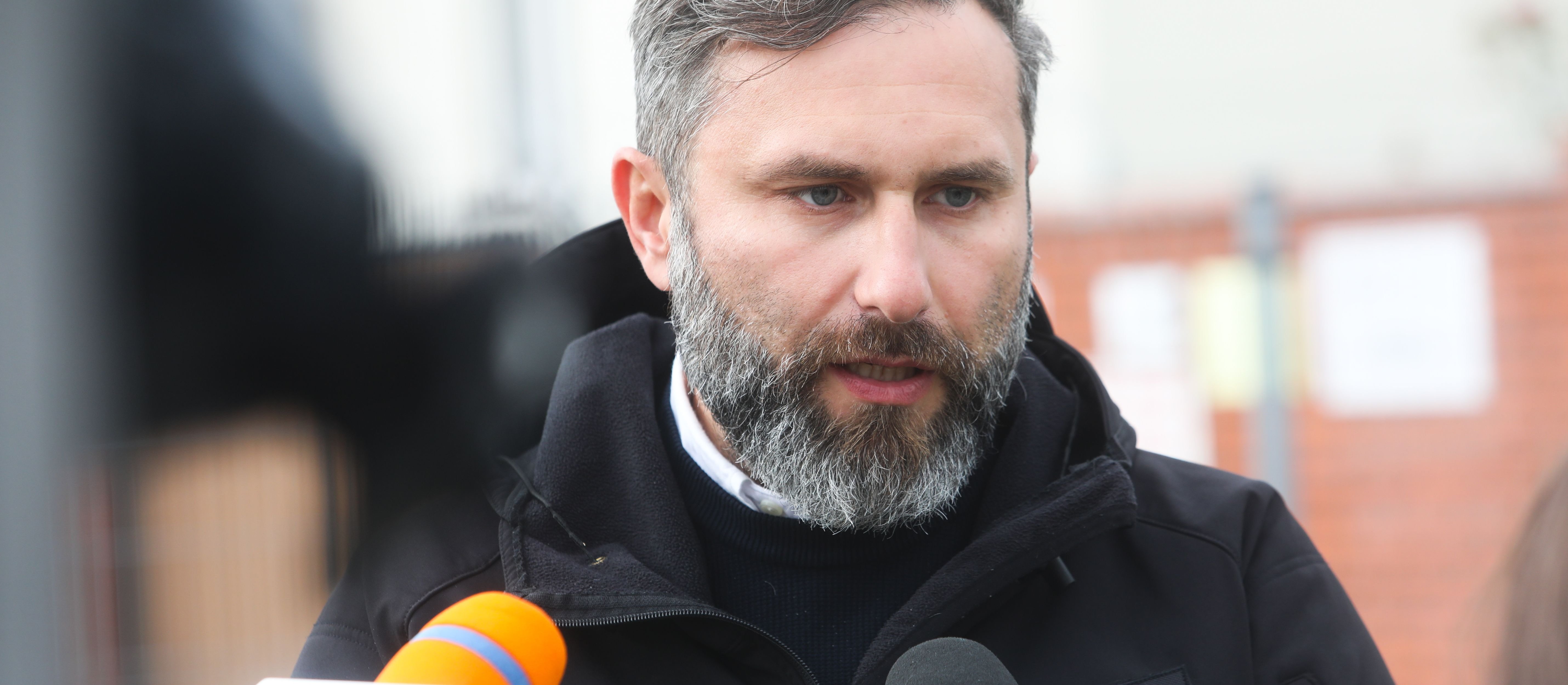 Prokuratura nie chce przesłuchać Michała Kuczmierowskiego. „Wolą gonić króliczka”