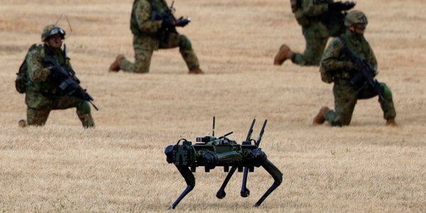 Humanoidalny żołnierz coraz bliżej. Ten robot ma walczyć na 