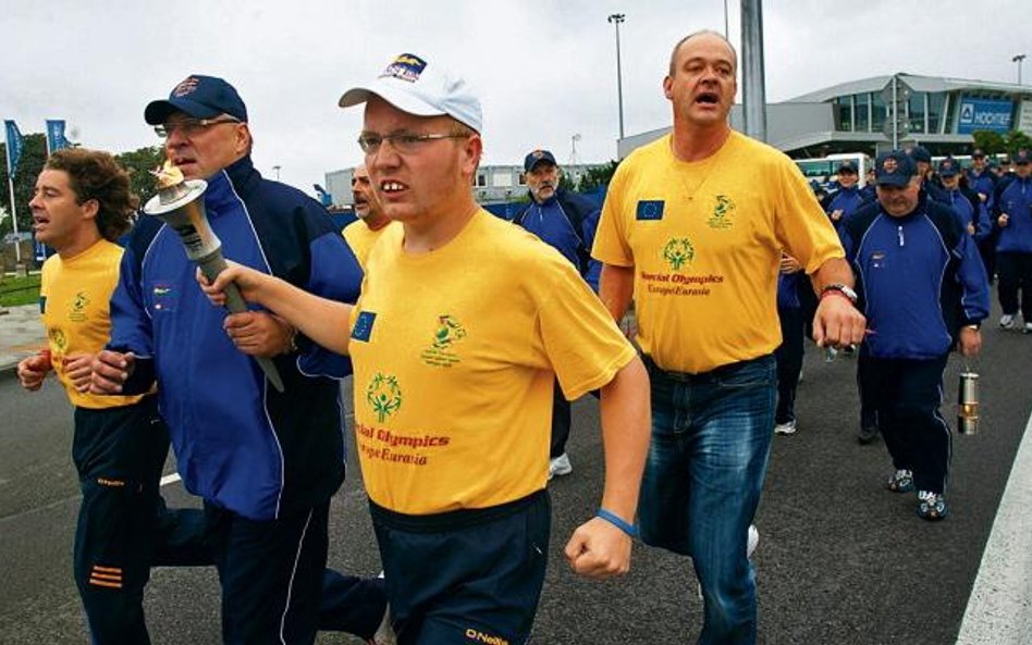 W środę do Warszawy przywieziono olimpijski ogień
