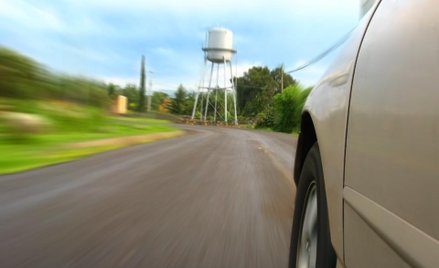 Pracownik, któremu szef nie zapewni bezpłatnego noclegu i który sam zadecyduje o miejscu, w którym b