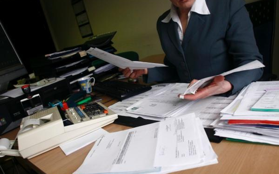 W 2010 r. mniej firm z pełną księgowością