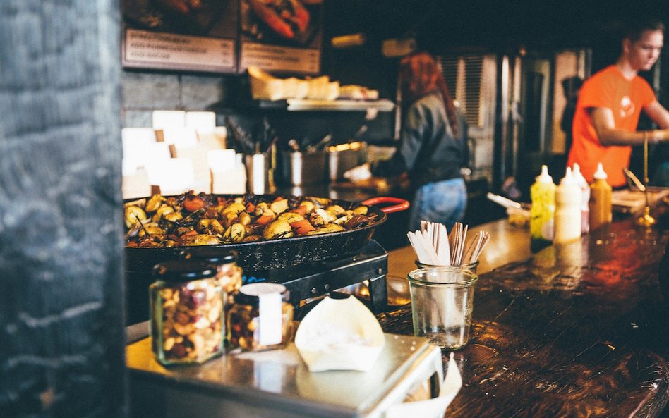 Niektóre restauracje w Danii przy rezerwowaniu stolika wymagają od klientów złożenia deklaracji, że 