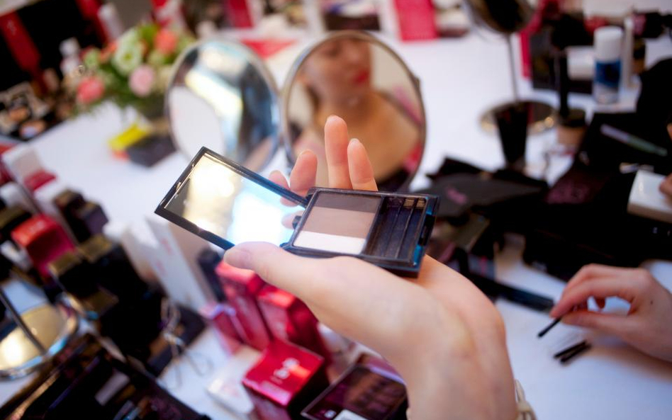 L'Oreal kupił popularną aplikację do testowania kosmetyków