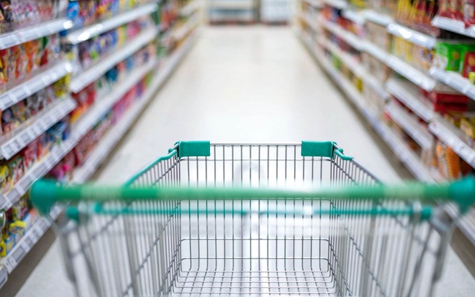 Długi zaczną w końcu psuć biznes. Największą ofiarą handel
