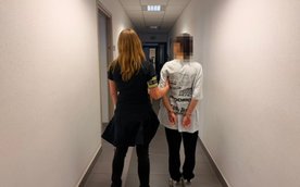 Policjanci zatrzymali 21-letniego mężczyznę oraz 20-letnią kobietę