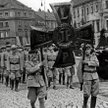 Grupa legionistów z krzyżem I Brygady podczas zjazdu Związku Legionistów Polskich w 1930 r.