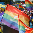 W ostatnich latach odsetek Polaków znających jakiegoś geja lub lesbijkę – potroił się